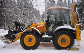 Сдам в аренду экскаватор-погрузчик JCB 4CX