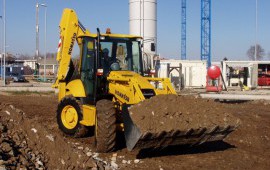 Экскаватор-погрузчик Komatsu WB93R