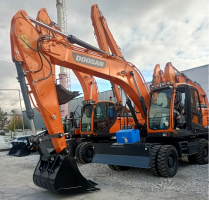 Сдаем в аренду экскаватор полноповоротный Doosan190
