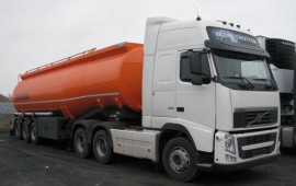 Перевозка ГСМ бензовозом volvo