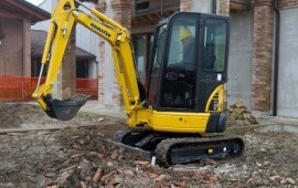 Мини-экскаватор JCB 80-30