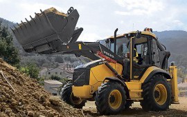 Сдам в аренду экскаватор-погрузчик Volvo BL61B