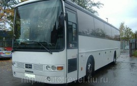 Перевозка людей на автобусе Volvo
