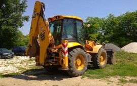 Сдам в аренду экскаватор-погрузчик NEW HOLLAND E215BJ