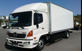 Перевозки на грузовике hino япония