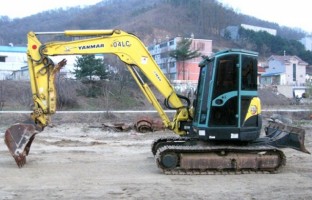Сдается в аренду Мини-экскаватор полноповоротный гусеничный Hitachi EX 55UR