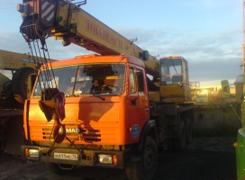 Автокран Ульяновка , Аренда автокрана , услуги , 16 - 25 тонн .