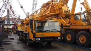 Автокран 25т-47м