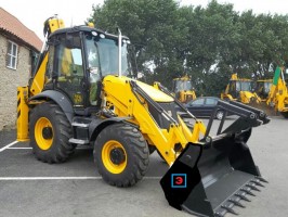 Услуги аренды экскаватора-погрузчика JCB 3CX с гидромолотом