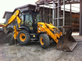 Аренда экскаватора-погрузчика JCB 3CX