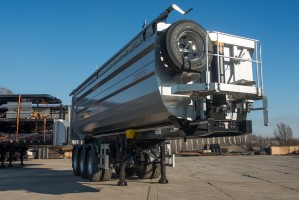 Самосвальный полуприцеп Grunwald 38 m3
