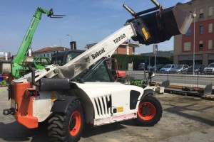 Телескопический погрузчик Bobcat T-2250