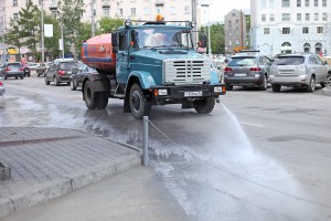 Аренда поливомоечной машины в Москве и Мо. Бочка от 6-12 кубов, доставка технической воды