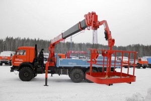 Аренда автовышки 18-24 метра в Серпухове