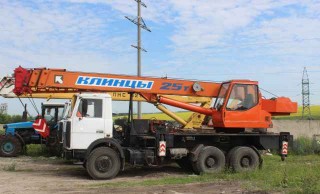 Аренда автокрана 25 тонн в Санкт-Петербурге и Лен. обл.