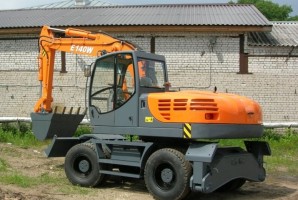 Экскаватор