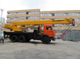 Частный автокран 16 - 25 тонн. 