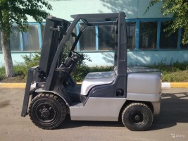 Погрузчик NISSAN
