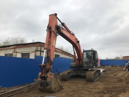 Аренда гусеничного экскаватора HITACHI 