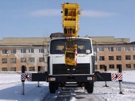 Автокран Люберцы 25 тонн Стрела 22 28 метров