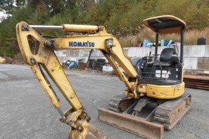 Сдам в аренду экскаватор Komatsu PC30MR-2