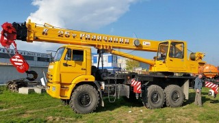 Кран 25 тн 28 м в аренду