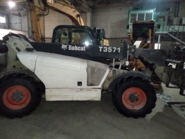 Услуги телескопического погрузчика Bobcat T3571