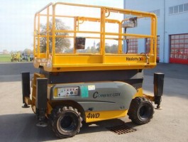 Дизельный ножничный подъемник Haulotte Compact 12 DX