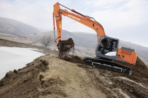 Аренда гусеничного экскаватора Hitachi zx 180 в габарите ковш1м3
