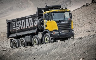 требуются самосвалы 8*4