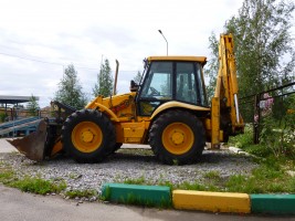 Экскаватор-погрузчик JCB-4CX. Аренда (прокат) СПЕЦТЕХНИКИ в Великом Новгороде Аренда
