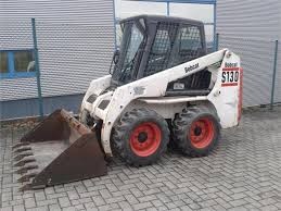 Минипогрузчик Bobcat, аренда погрузчика бобкет