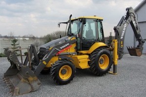 Аренда экскаватор- погрузчик VOLVO BL71PLUS 