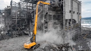 Предоставим в аренду экскаватор Liebherr Litronic R-954 Demolition (разрушитель) длина стрелы 23 метра