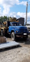 ЗИЛ 131 с буровой установкой