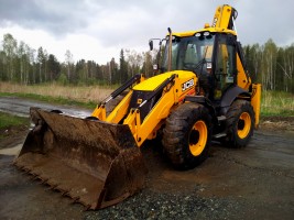 Сдаем в аренду экскаваторы-погрузчики JCB в Первоуральске