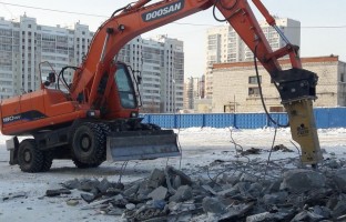 Колесный экскаватор Doosan 180: гидромолот, трамбовка