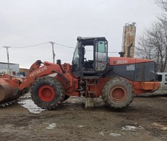 Фронтальные и экскаваторы-погрузчики в аренду