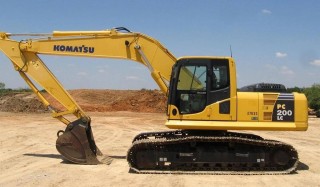 Экскаватор Komatsu PC-200 в долгосрочную аренду