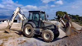 Аренда экскаватора погрузчика Terex 860