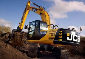 Аренда гусеничного экскаватора JCB 220