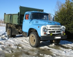 Вывоз мусора, старой мебели. веток Омск область
