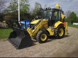 Экскаватор-погрузчик JCB