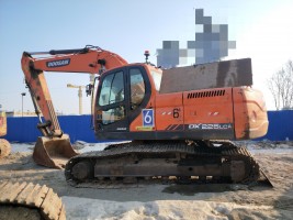 Сдам в аренду экскаваторы в Большом Камне