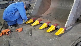 Зубья и коронки ковшей экскаваторов и погрузчиков