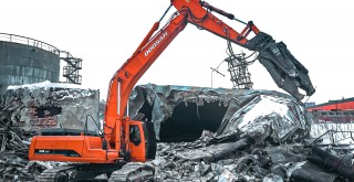 Услуги полноповоротного экскаватора