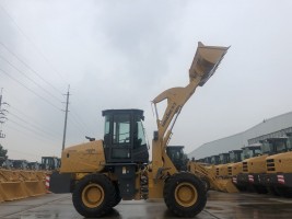 ФРОНТАЛЬНЫЙ ПОГРУЗЧИК CDM932N