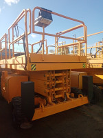 Купить самоходный ножничный подъемник Haulotte H15 SX