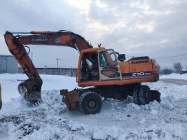 Колесный экскаватор Doosan 210 W-V