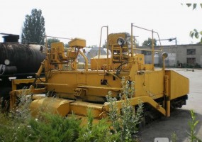 Асфальтоукладчик ДС-95